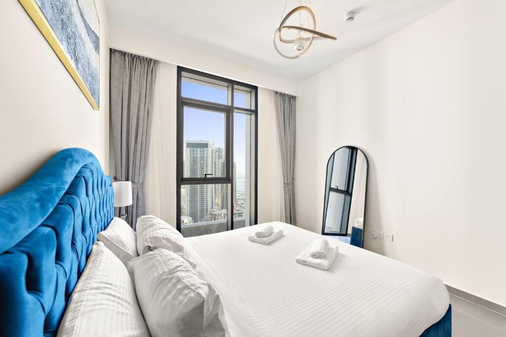 Stylish 1 Bedroom High Floor In Creek Edge