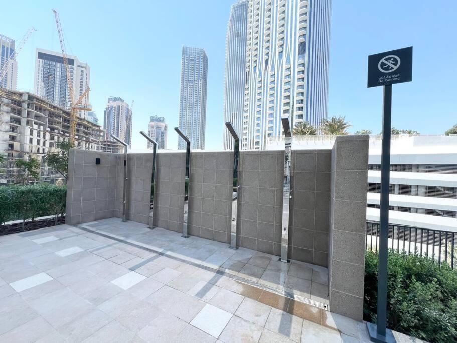 Stylish 1 Bedroom High Floor In Creek Edge * Dubai